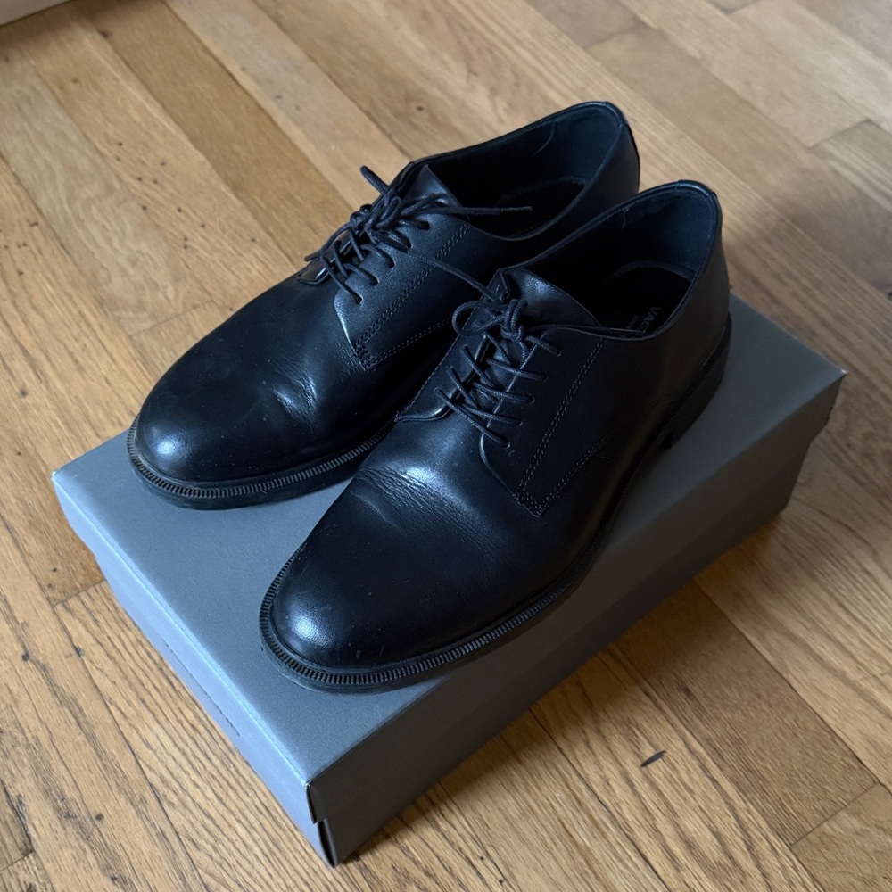 Vagabond Amina Black women's oxfords Shoes size 38